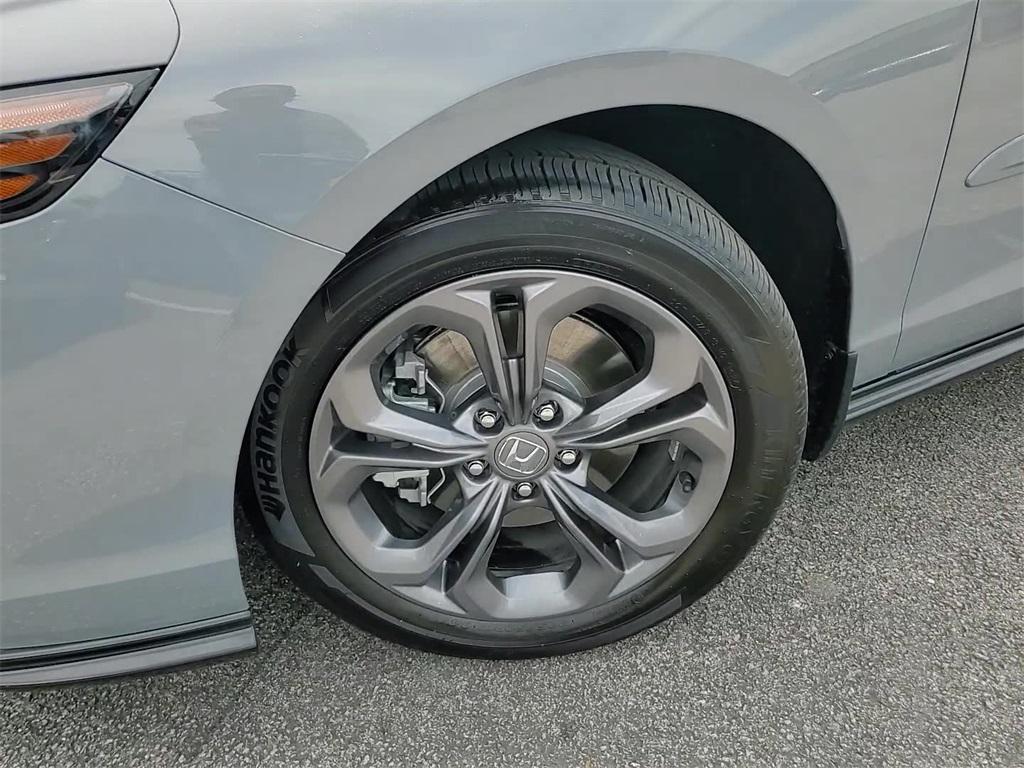 used 2025 Honda Accord Hybrid car, priced at $33,900