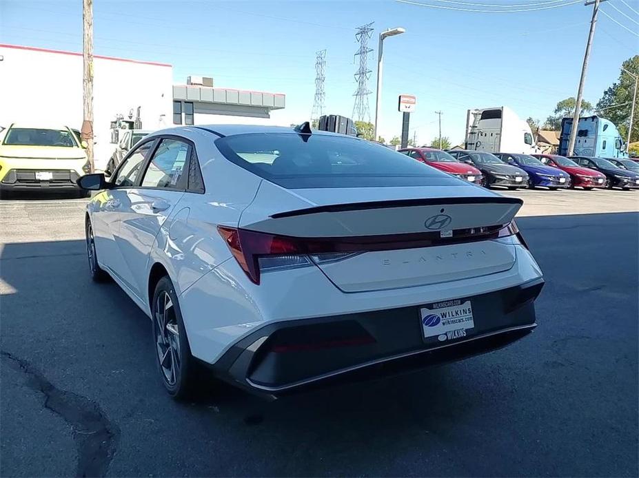 new 2025 Hyundai Elantra car, priced at $22,816