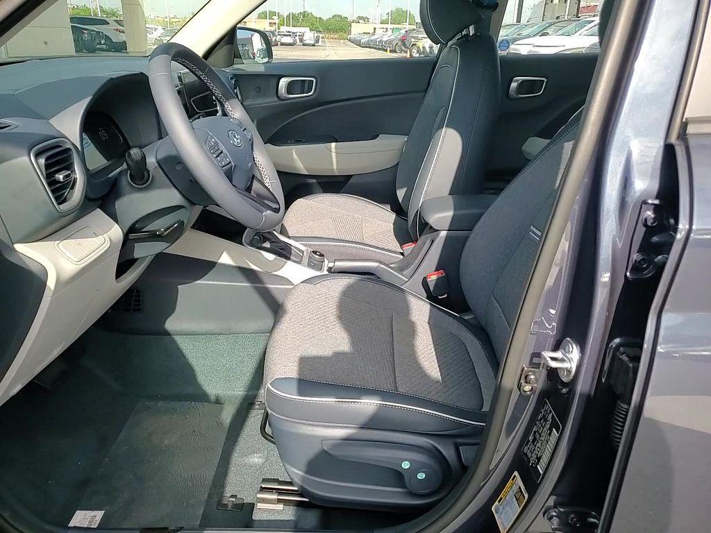 new 2025 Hyundai Venue car, priced at $24,066