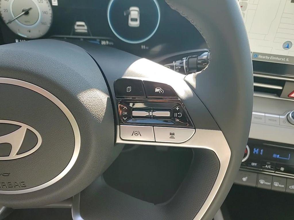 new 2025 Hyundai Elantra car, priced at $27,297
