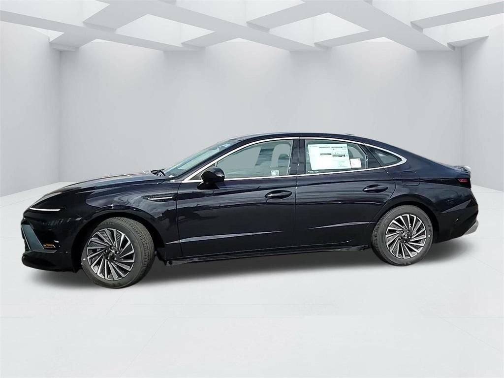 new 2025 Hyundai Sonata Hybrid car, priced at $31,496