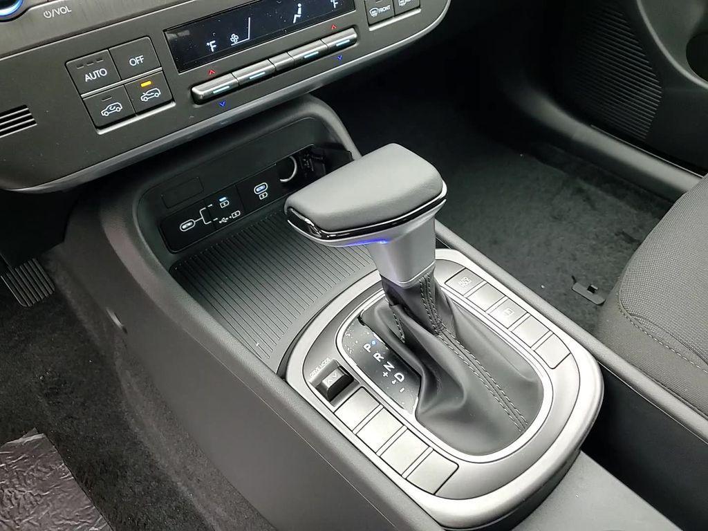 new 2025 Hyundai Kona car, priced at $27,426