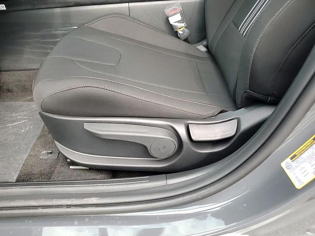 new 2025 Hyundai ELANTRA HEV car, priced at $26,753
