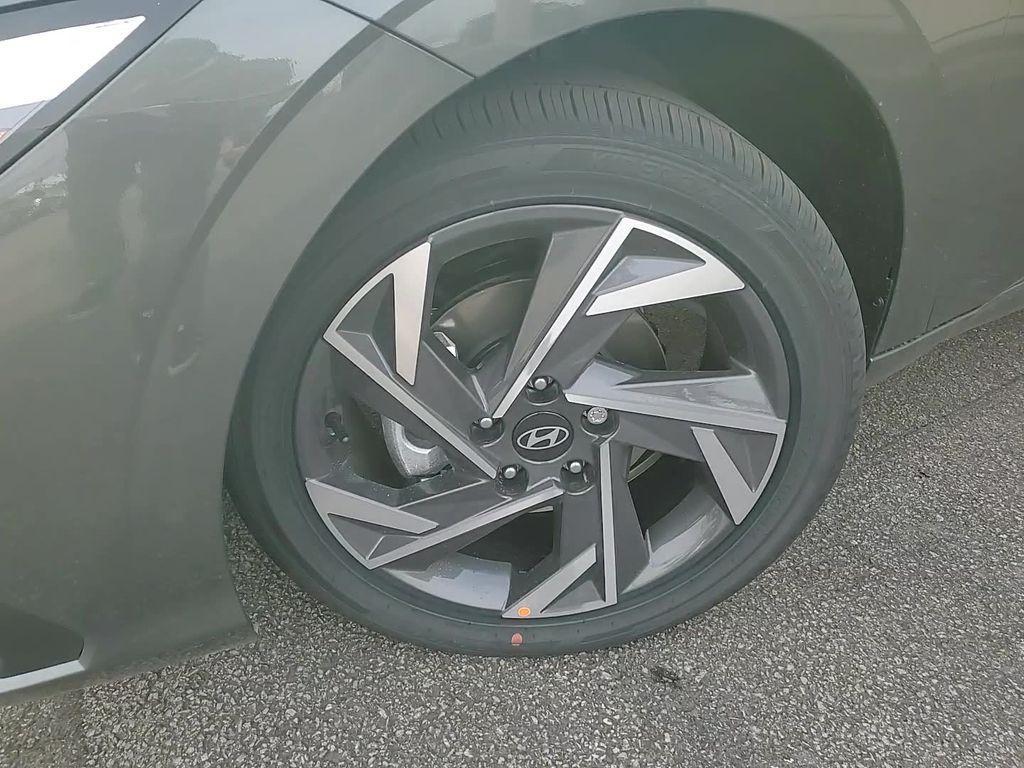 new 2025 Hyundai ELANTRA HEV car, priced at $28,734