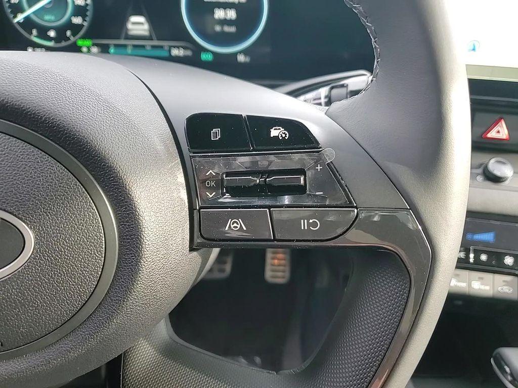 new 2025 Hyundai ELANTRA HEV car, priced at $28,734