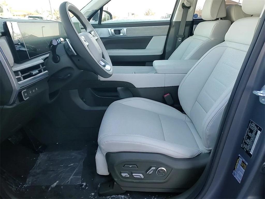 new 2025 Hyundai Santa Fe car, priced at $48,214