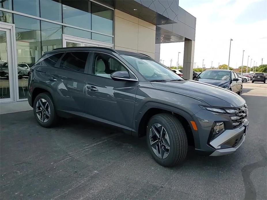 new 2025 Hyundai Tucson car, priced at $35,293