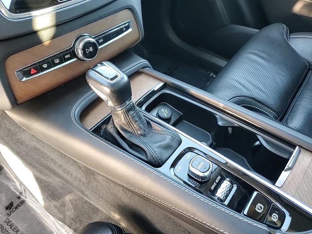 used 2016 Volvo XC90 car, priced at $13,700