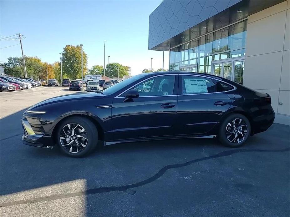 new 2025 Hyundai Sonata car, priced at $30,016