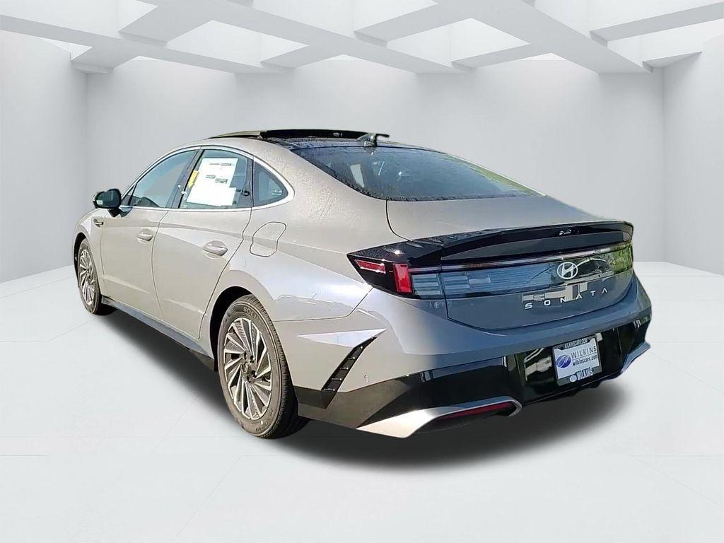 new 2026 Hyundai Sonata Hybrid car, priced at $38,725