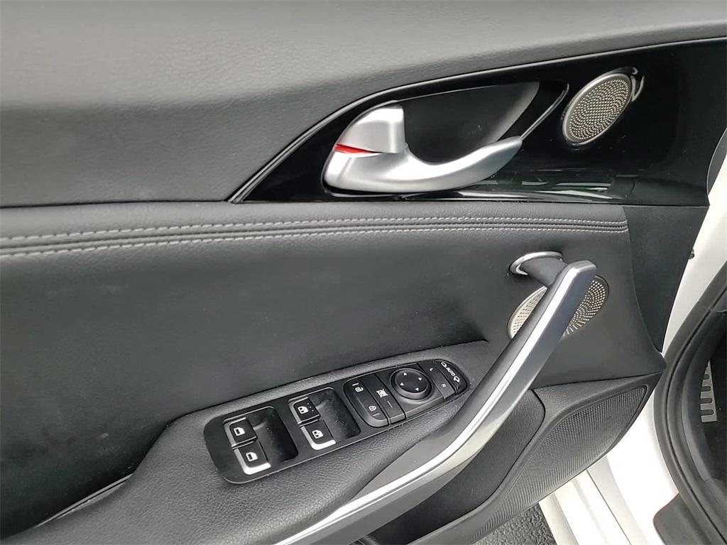 used 2022 Kia Stinger car, priced at $27,800