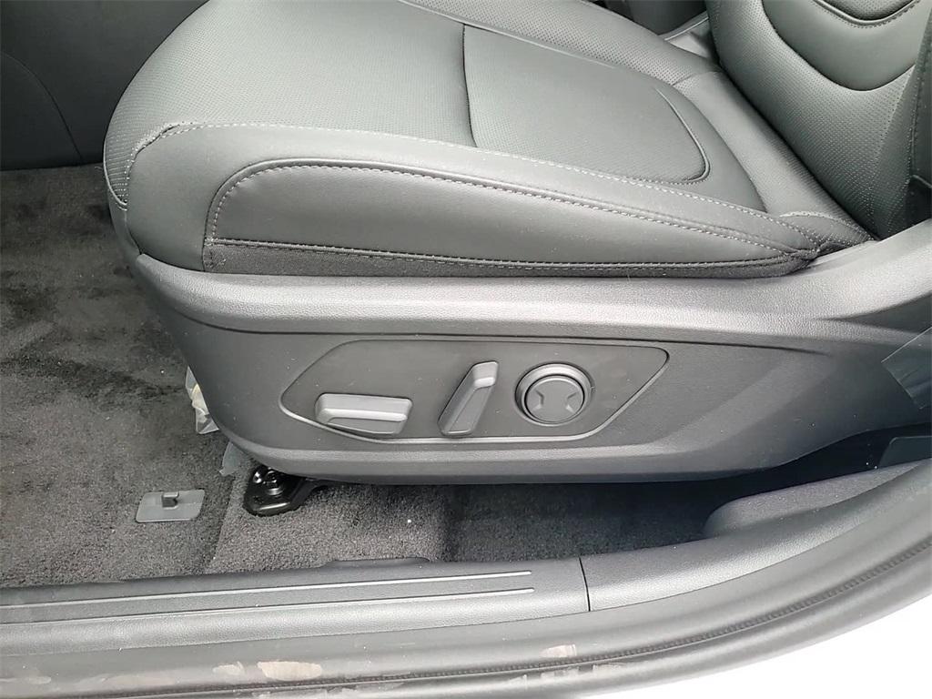 new 2025 Hyundai TUCSON Hybrid car, priced at $37,041
