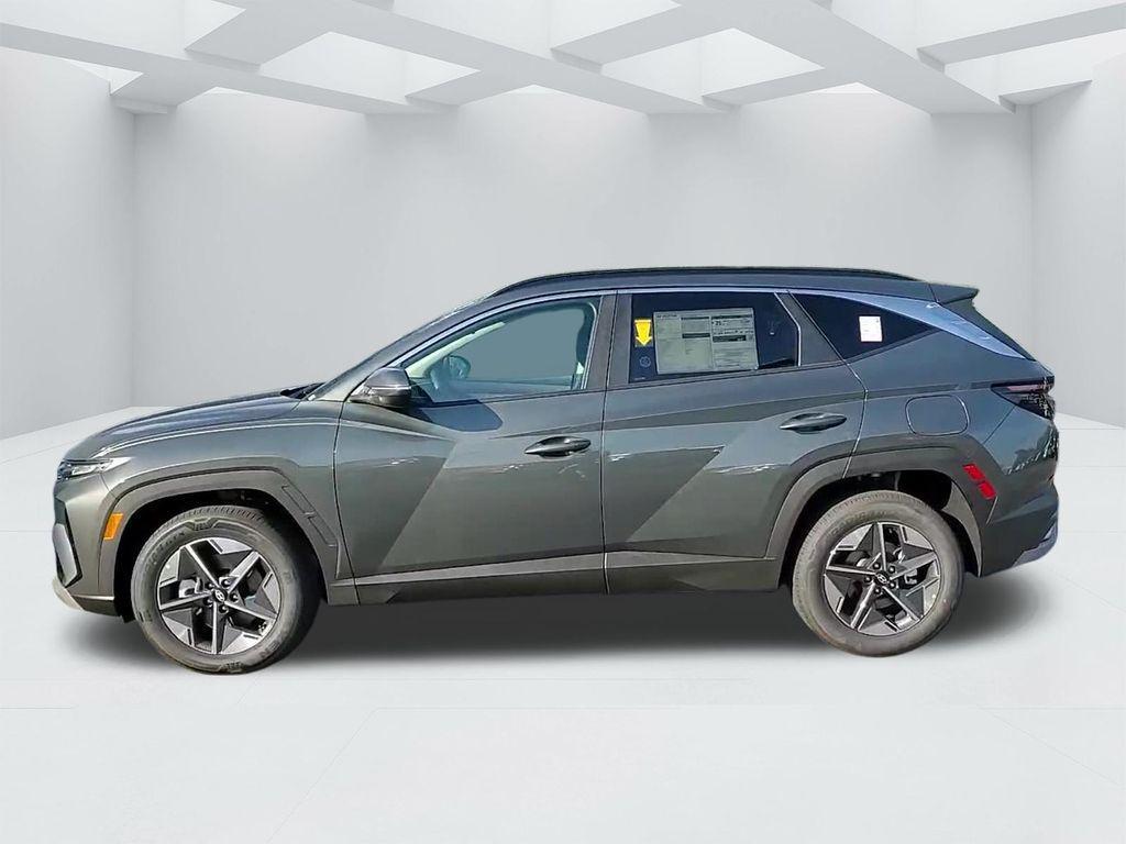 new 2025 Hyundai TUCSON Hybrid car, priced at $36,426