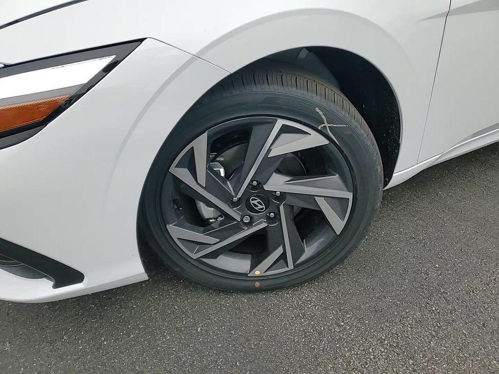 new 2025 Hyundai ELANTRA HEV car, priced at $29,304