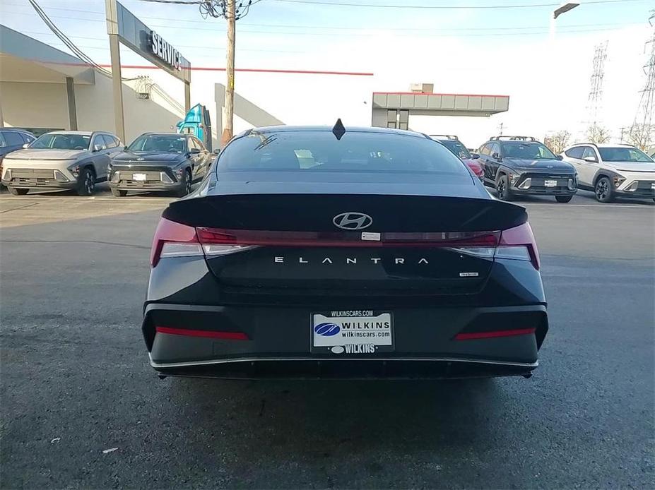 new 2025 Hyundai Elantra HEV car, priced at $28,347