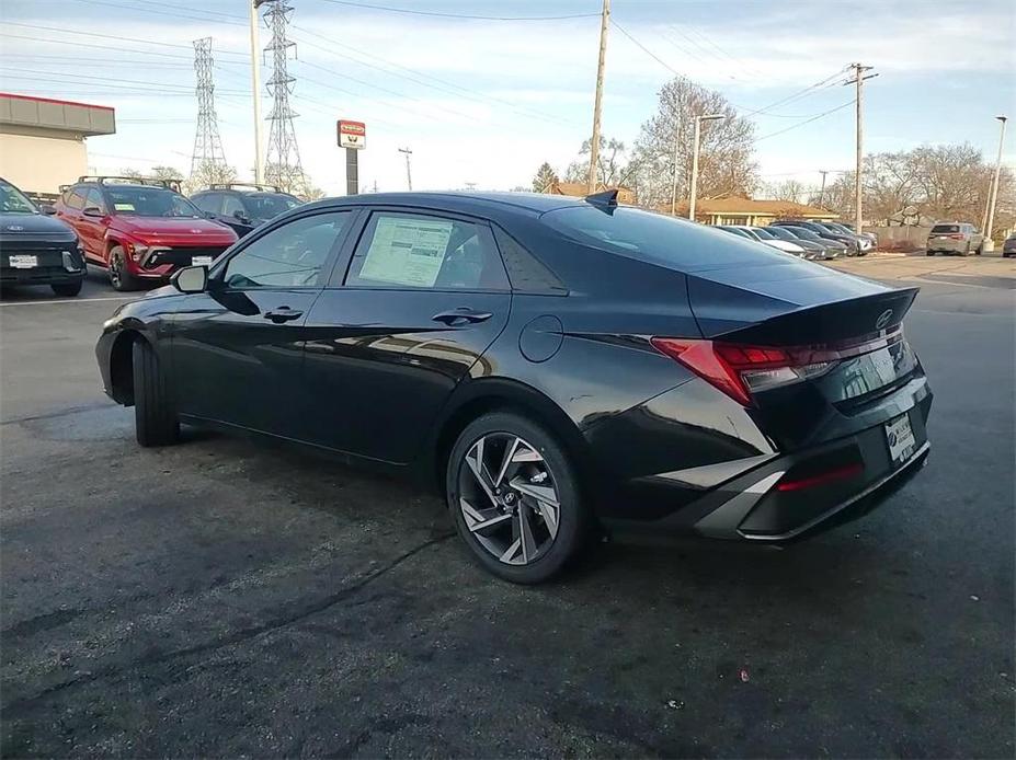 new 2025 Hyundai Elantra HEV car, priced at $28,347