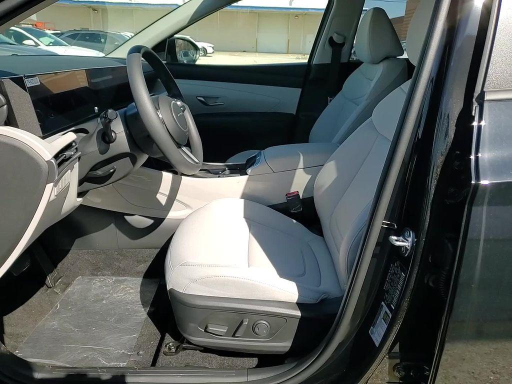 new 2025 Hyundai Tucson car, priced at $31,530