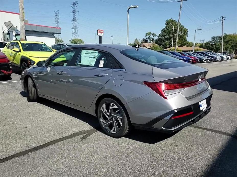 new 2025 Hyundai Elantra car, priced at $27,485