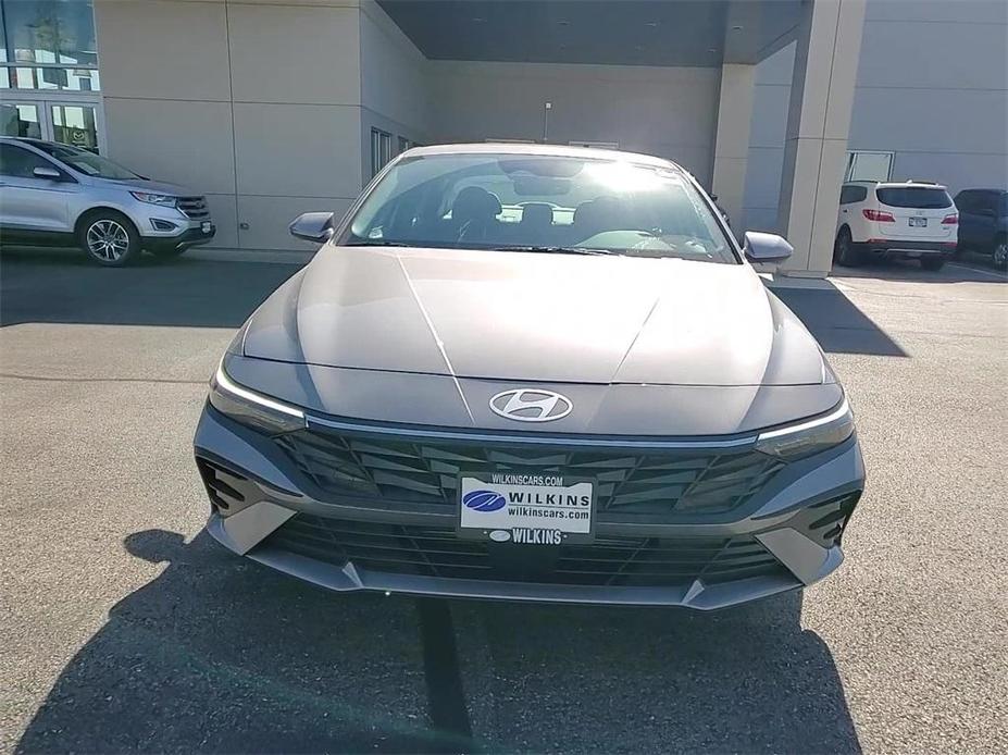 new 2025 Hyundai Elantra car, priced at $27,485