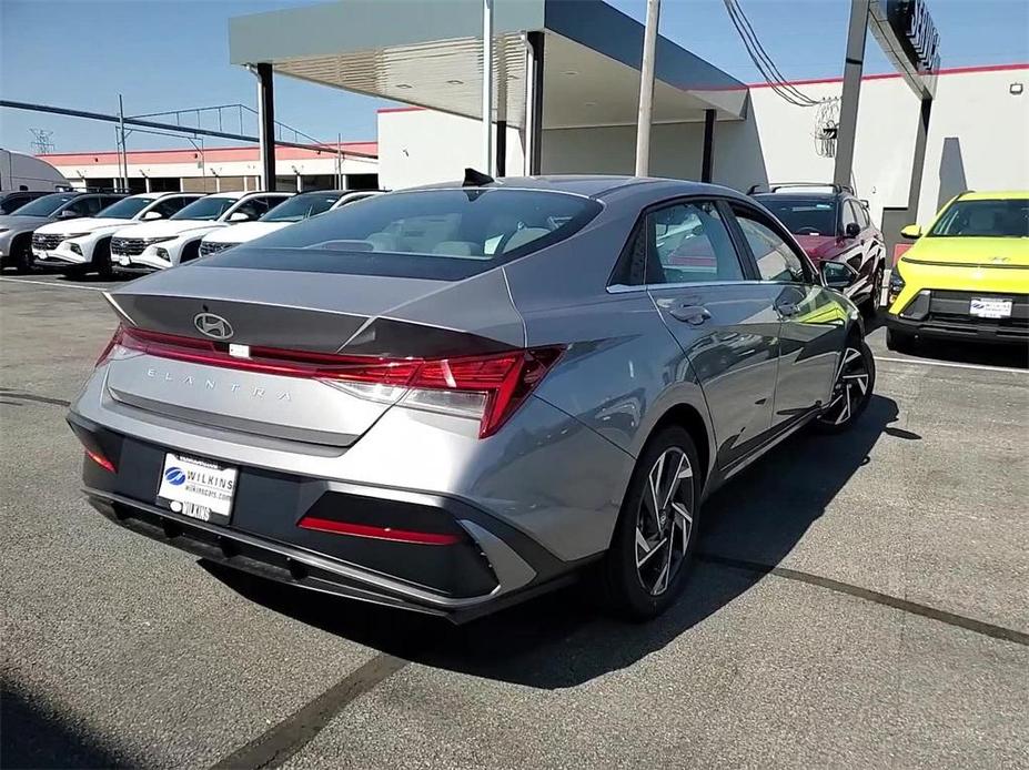 new 2025 Hyundai Elantra car, priced at $27,485