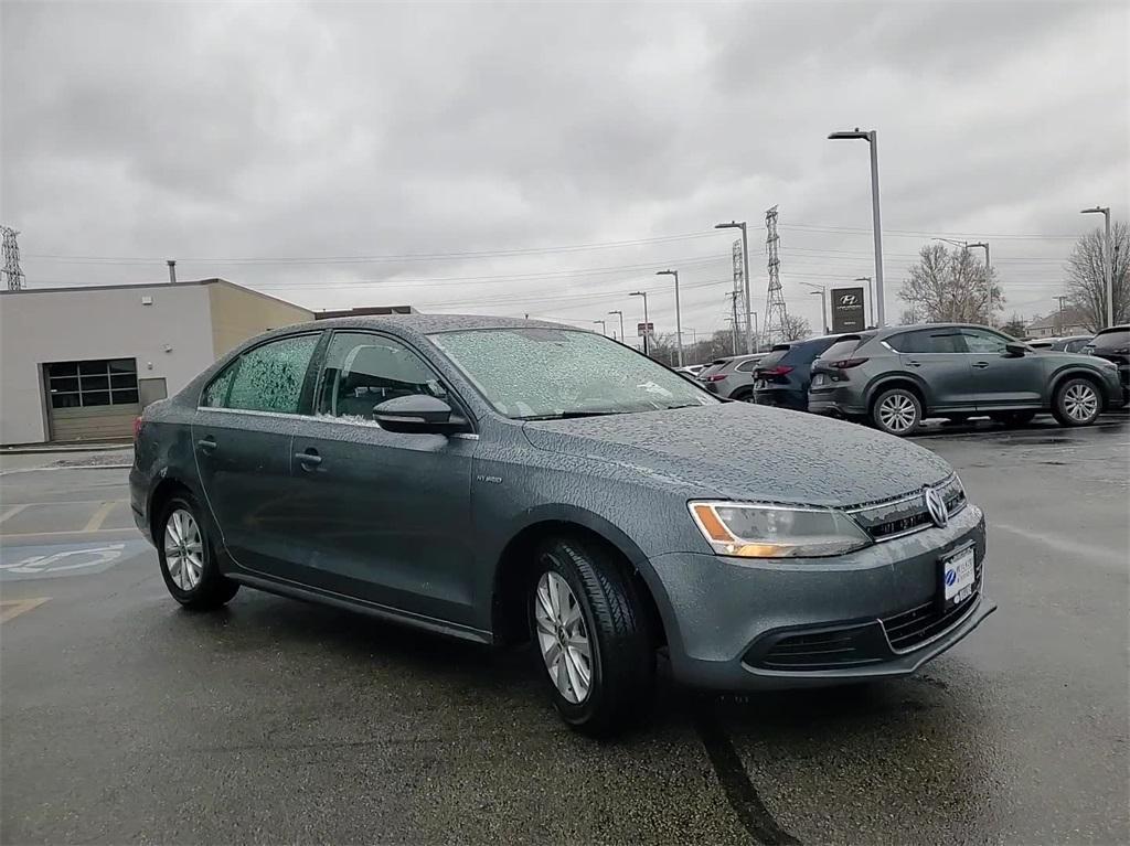 used 2014 Volkswagen Jetta Hybrid car, priced at $9,800