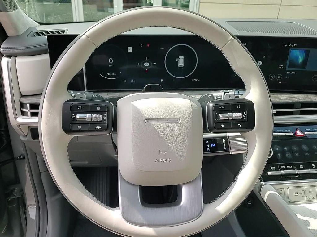 used 2025 Hyundai Santa Fe car, priced at $43,700