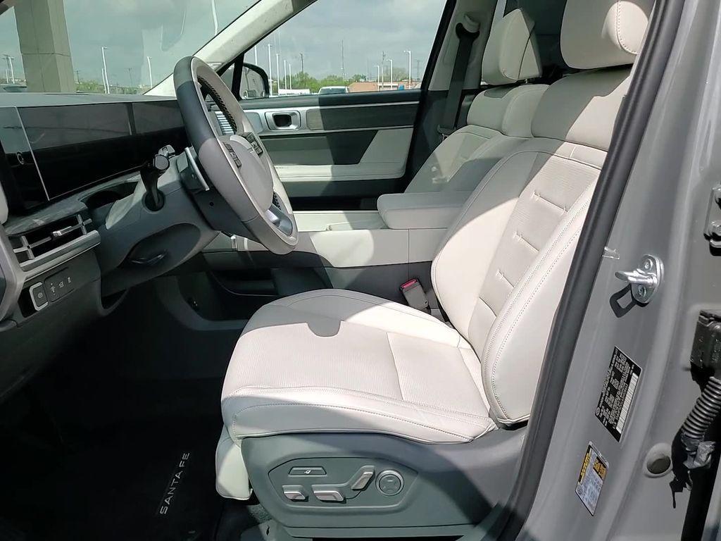 used 2025 Hyundai Santa Fe car, priced at $43,700