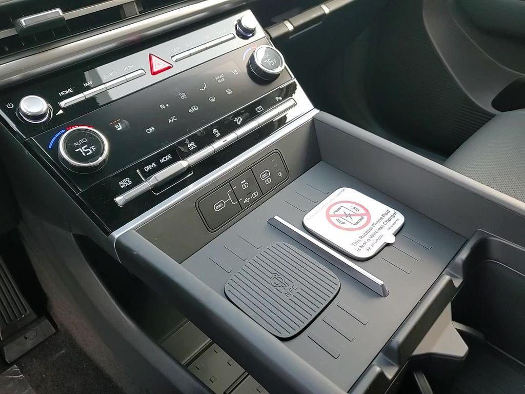 new 2025 Hyundai Santa Fe car, priced at $35,184