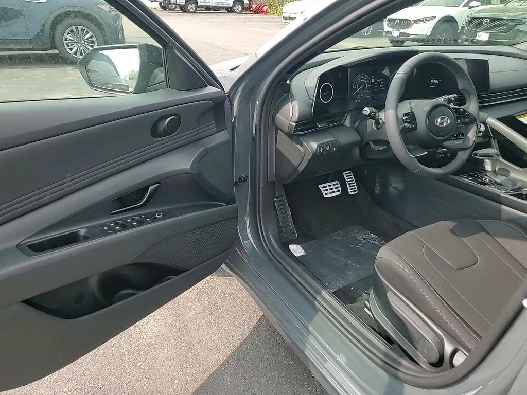new 2025 Hyundai ELANTRA HEV car, priced at $28,770