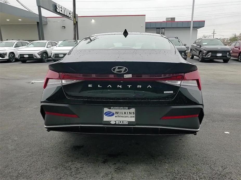 new 2025 Hyundai Elantra HEV car, priced at $26,311