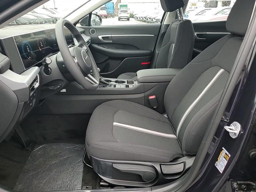 new 2025 Hyundai Sonata car, priced at $27,817