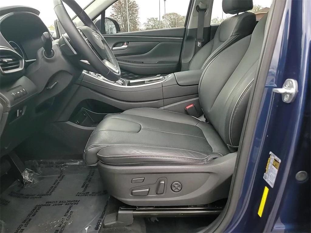 used 2022 Hyundai Santa Fe car, priced at $30,500