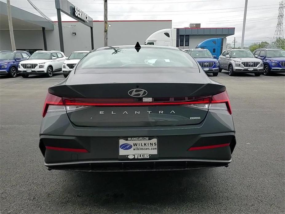 new 2024 Hyundai Elantra HEV car, priced at $27,502