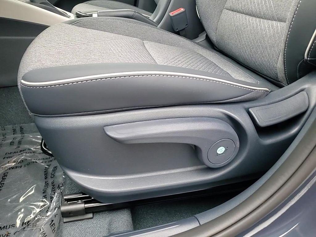 new 2025 Hyundai Venue car, priced at $24,075