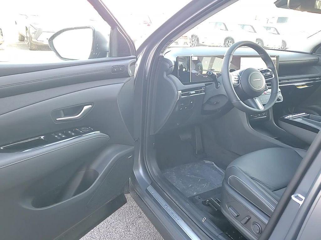 new 2025 Hyundai Tucson car, priced at $40,109