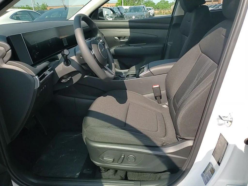 new 2025 Hyundai Tucson car, priced at $34,107