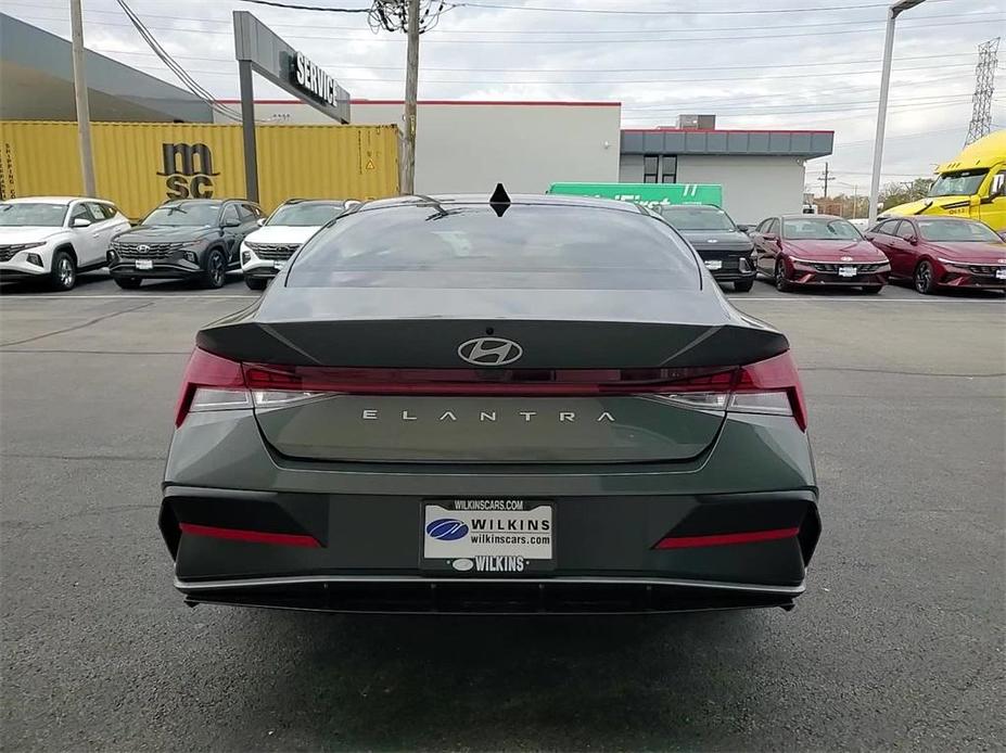 new 2025 Hyundai Elantra car, priced at $26,626