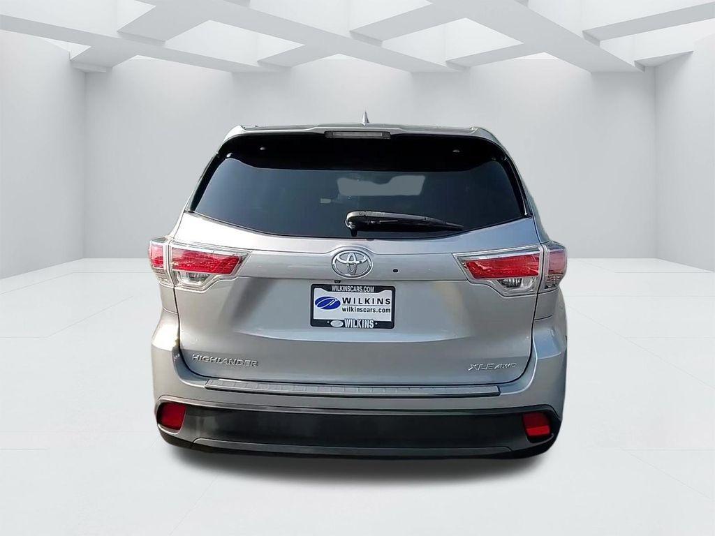 used 2016 Toyota Highlander car, priced at $20,700