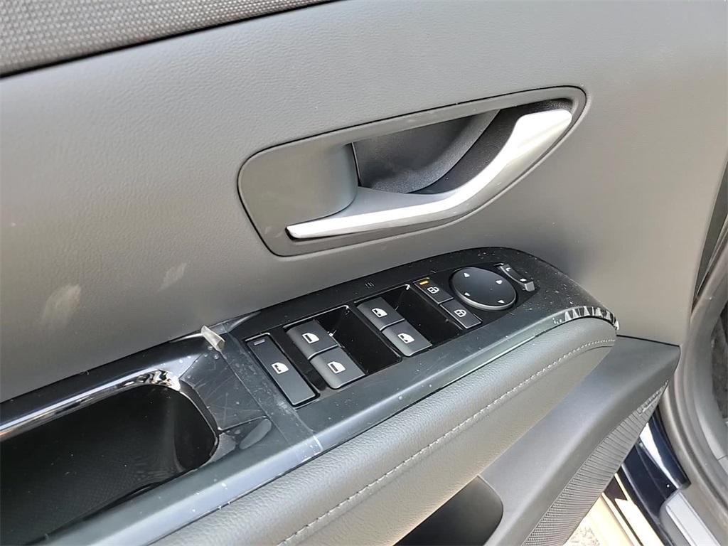 new 2025 Hyundai TUCSON Hybrid car, priced at $41,025