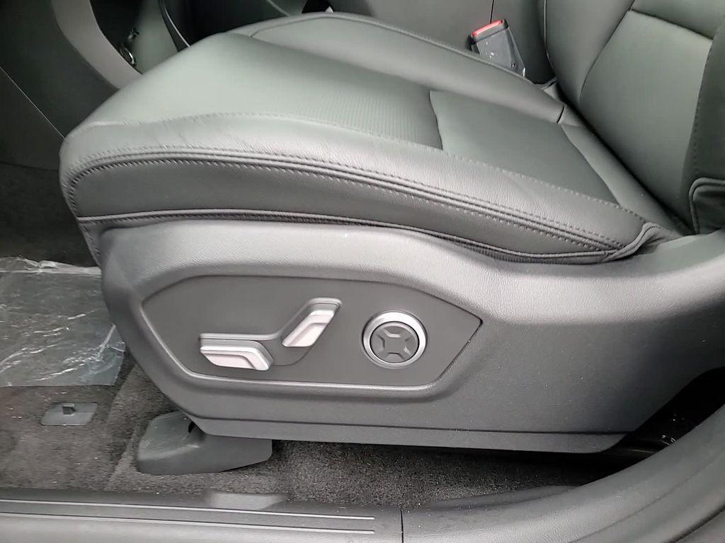 new 2025 Hyundai SANTA FE HEV car, priced at $46,983