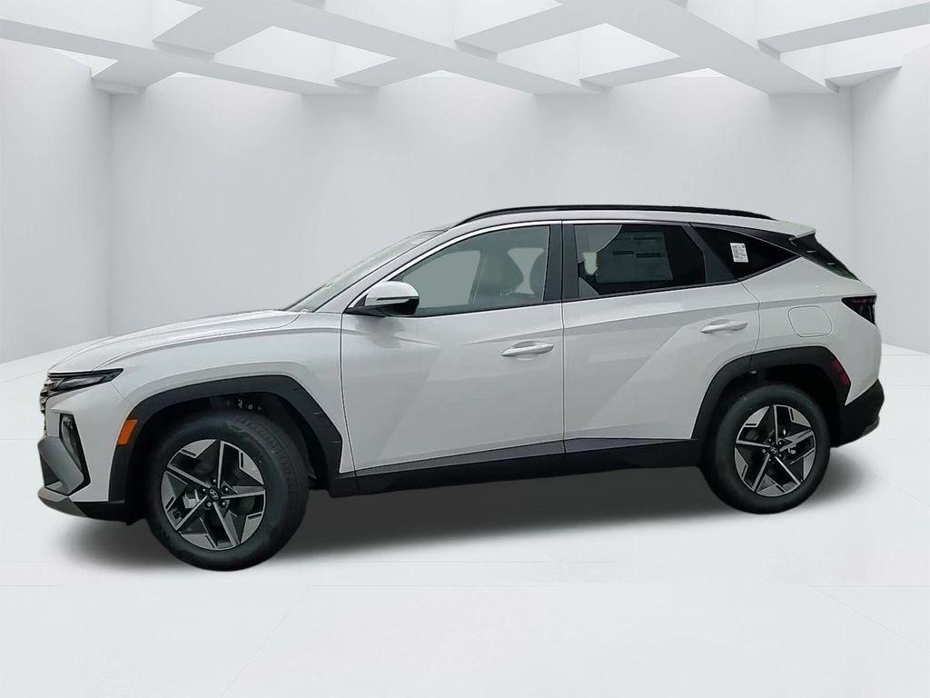 new 2025 Hyundai TUCSON Hybrid car, priced at $37,101
