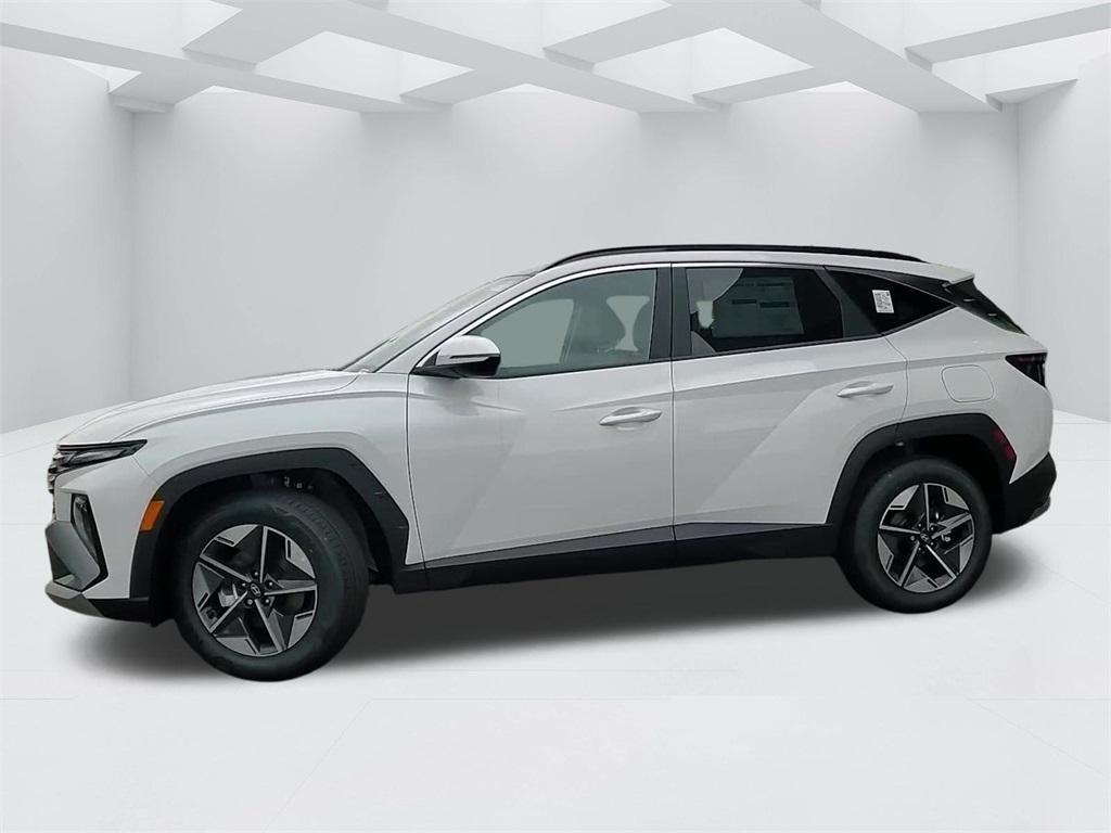 new 2025 Hyundai TUCSON Hybrid car, priced at $37,101