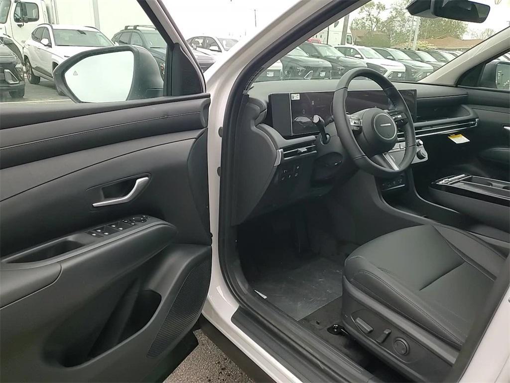new 2025 Hyundai TUCSON Hybrid car, priced at $37,101