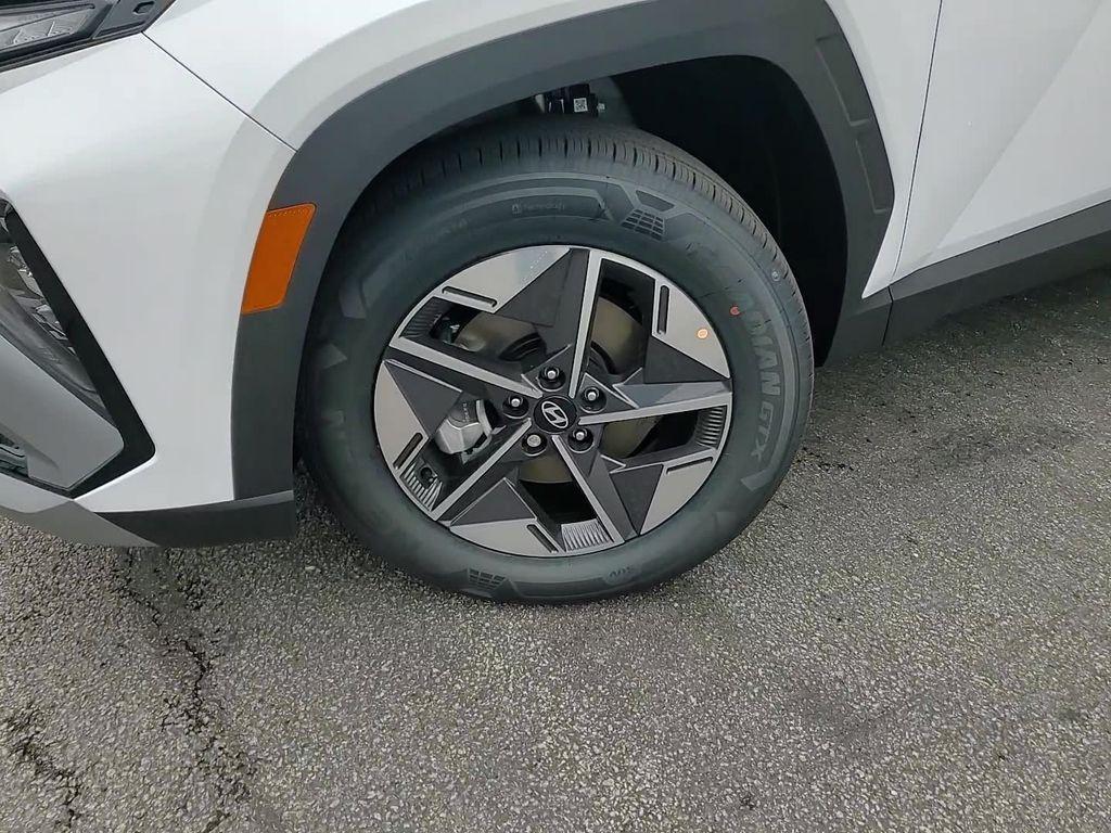 new 2025 Hyundai TUCSON Hybrid car, priced at $37,101