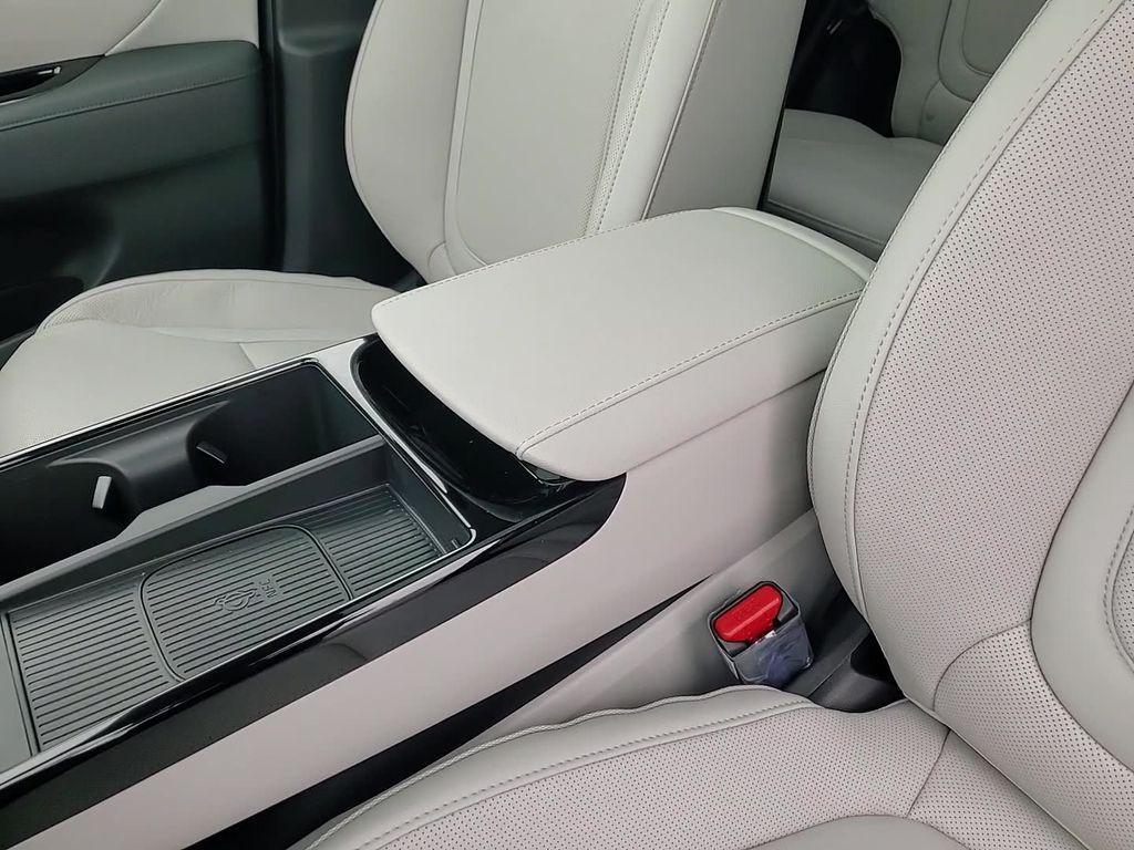 new 2025 Hyundai Tucson car, priced at $40,228