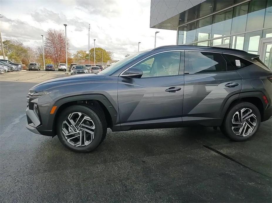 new 2025 Hyundai Tucson Hybrid car, priced at $42,263