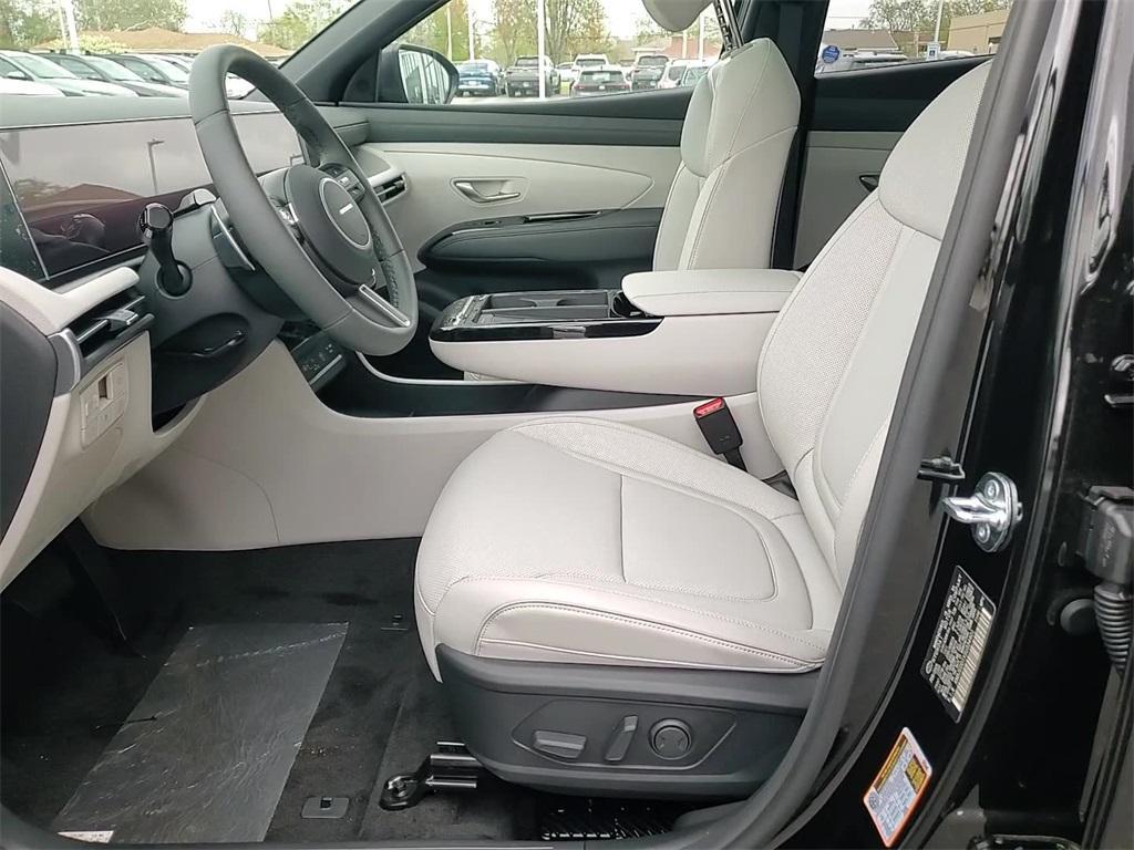 new 2025 Hyundai TUCSON Hybrid car, priced at $41,415