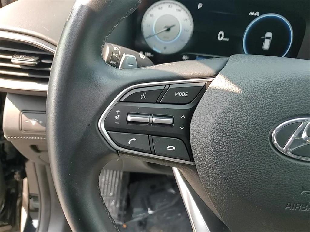 used 2022 Hyundai Santa Fe car, priced at $27,900