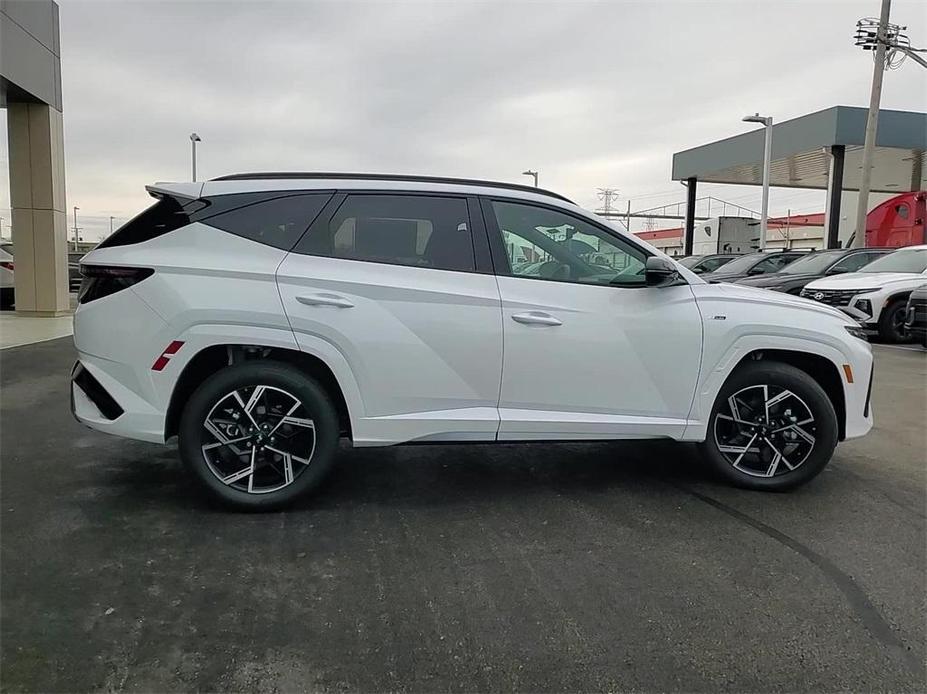 new 2025 Hyundai Tucson Hybrid car, priced at $39,740