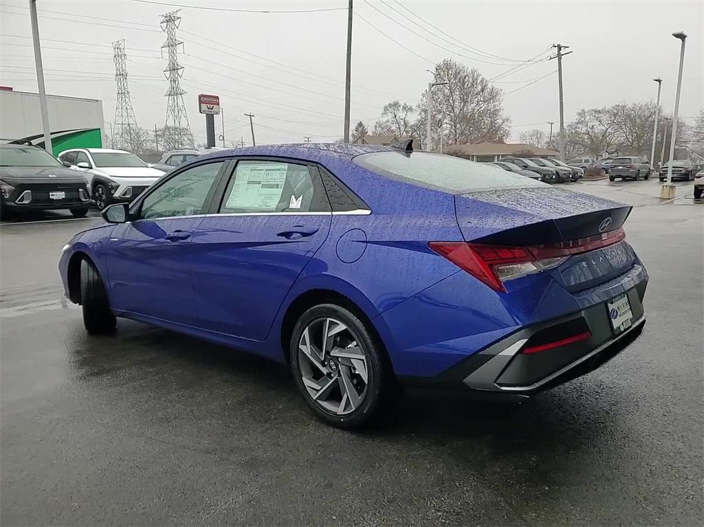 new 2025 Hyundai Elantra car, priced at $26,605